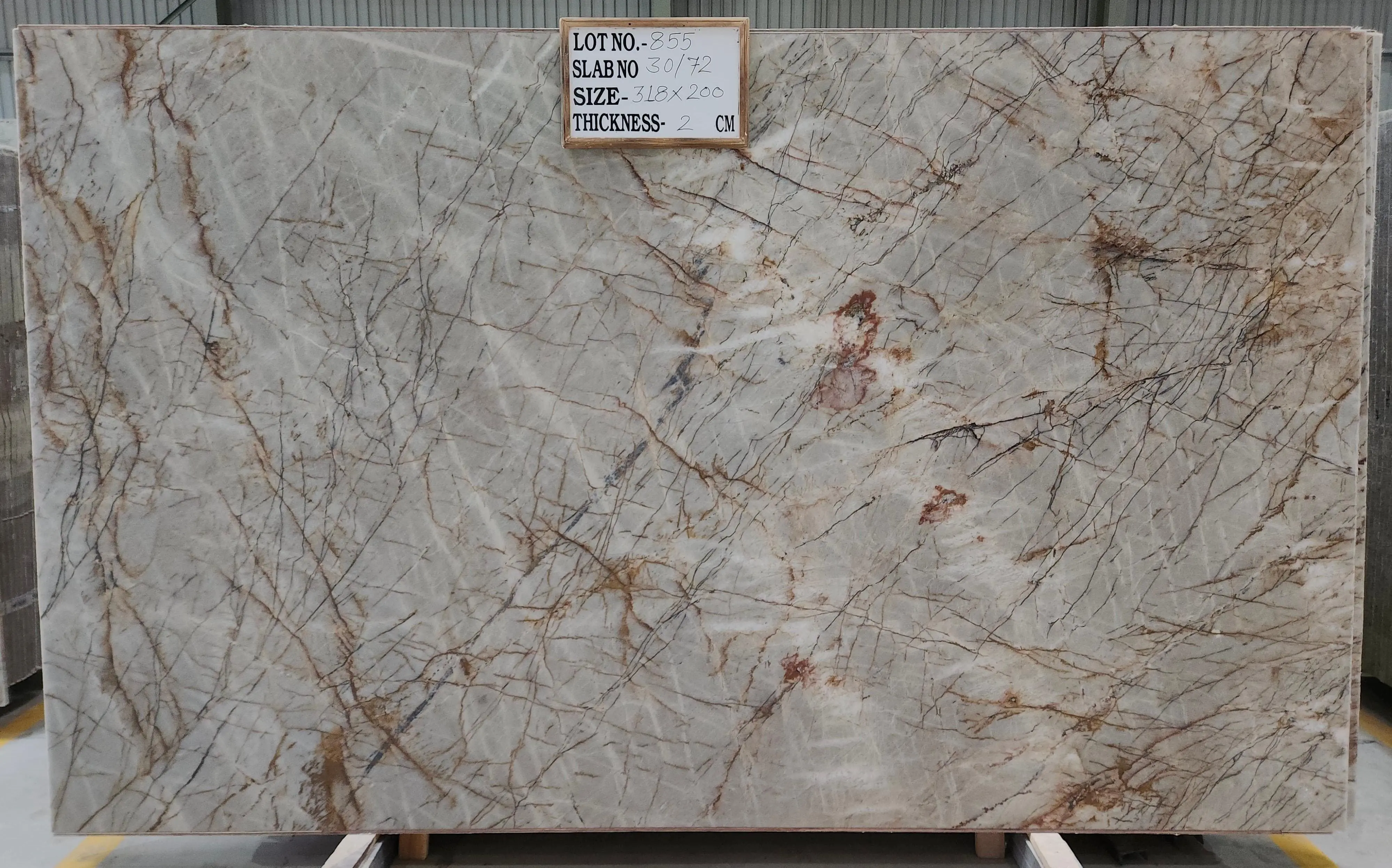 Quartz slabs and countertops in US
